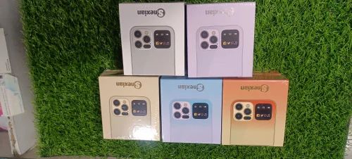 Snexian™ Classic Flip Phone – Retro Vibes. Modern Basics.